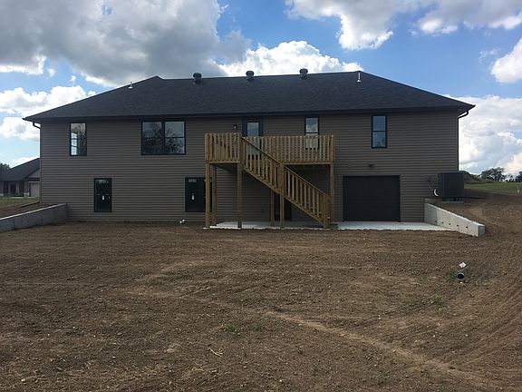 Afternoon shade in back.