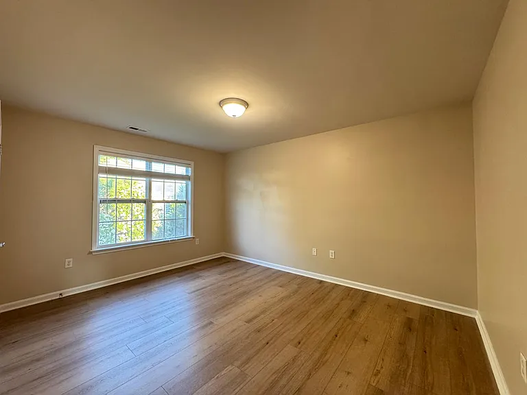 104 Lyric Ct — Photo 19