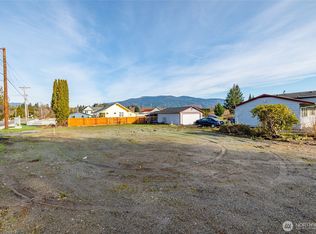 900 N McGarigle Road, Sedro Woolley, WA 98284