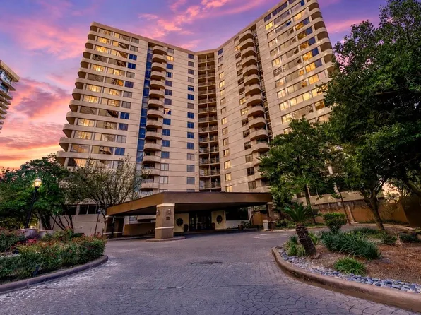 3525 Sage Rd APT 703, Houston, TX 77056