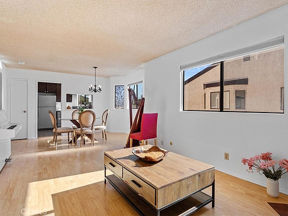 5th image of 320 McHenry Rd Unit 23