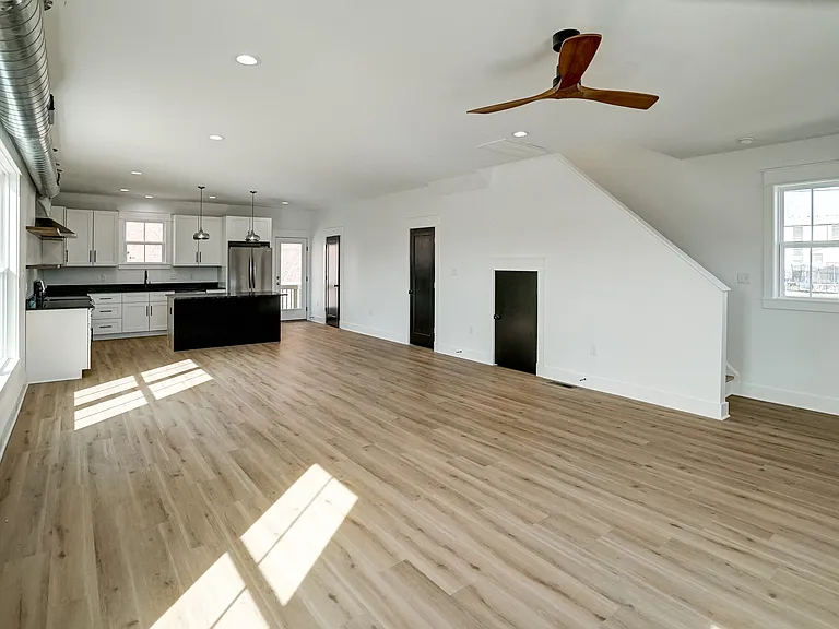 901 Commerce St #1 — Photo 19