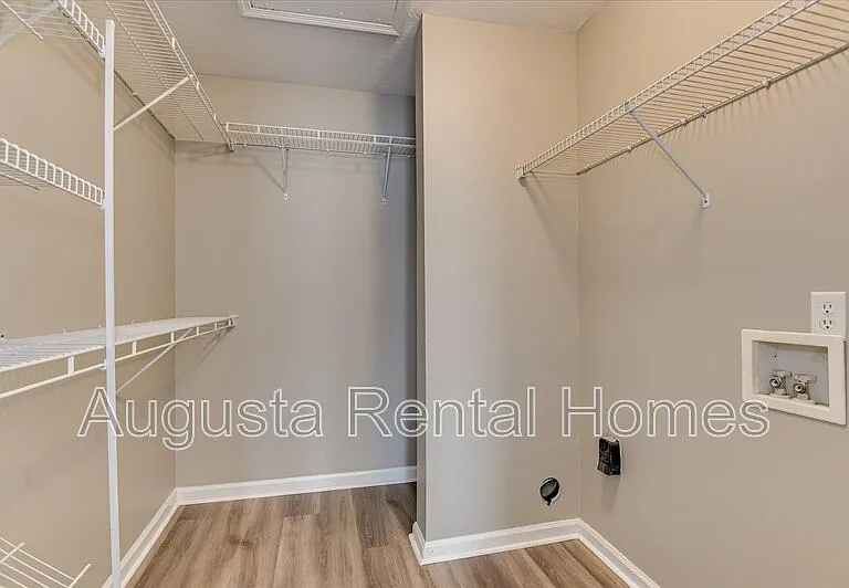 7002 Reagan Cir #1 — Photo 25