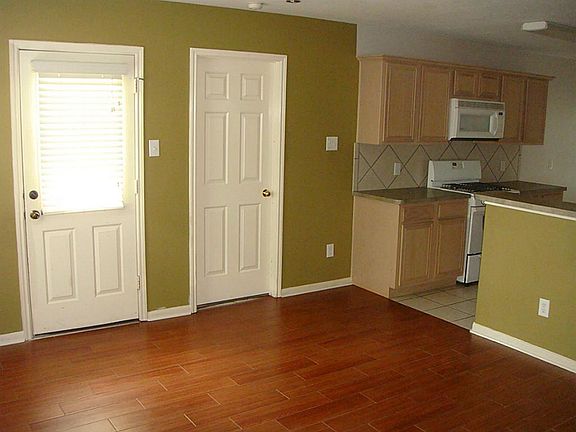 5th image of 6615 Barker Bend Ln