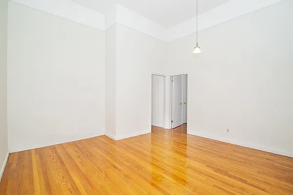 Rented by Keller Williams NYC | media 2