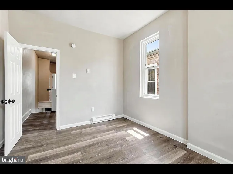 3114 Custer St #1 — Photo 2