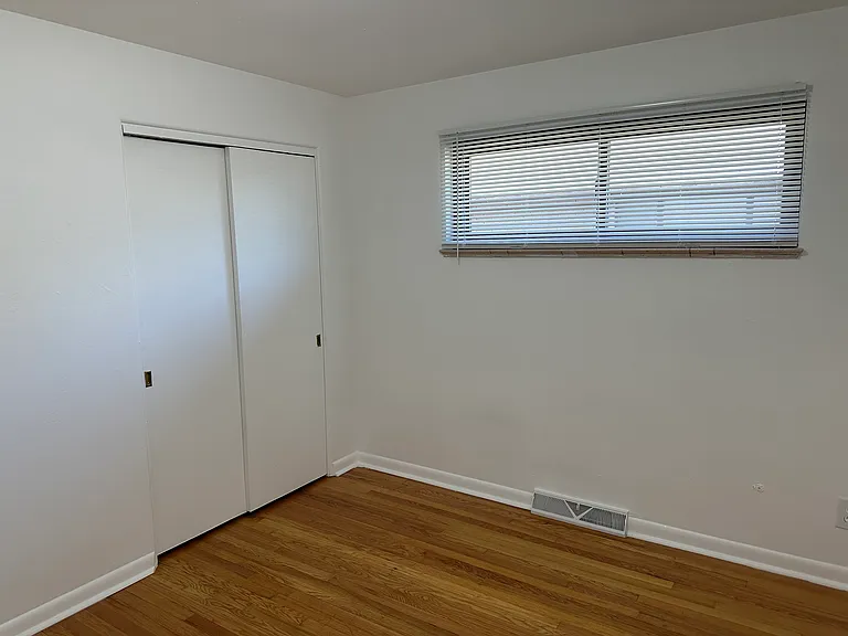 3502 Hudson St — Photo 11