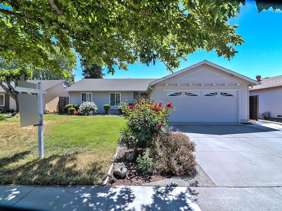 1st image of 5888 Moraga Ave