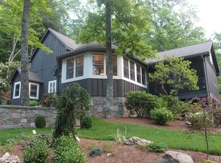 662 Wyanoak Rd, Highlands, NC 28741