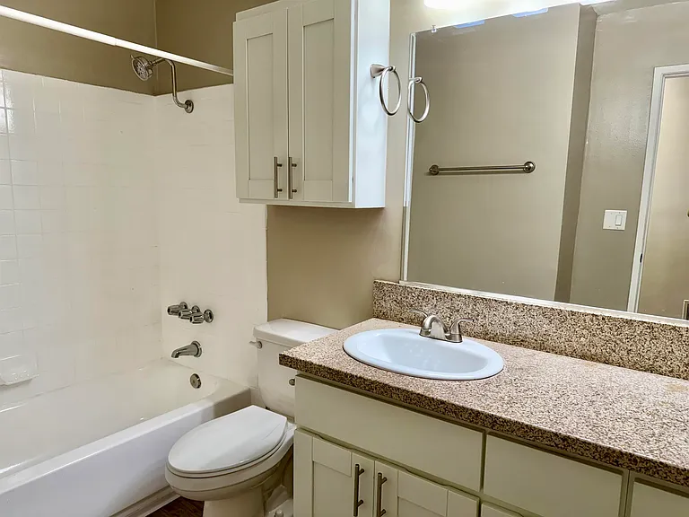 Coast Apartments — Photo 45