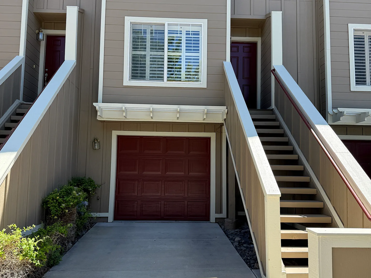 2 bed, 2.5 bath, 1228 sqft, $2,100 — Photo 2