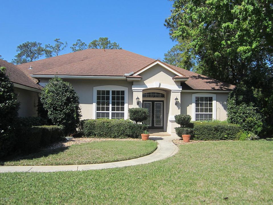1st image of 1640 Country Walk Dr