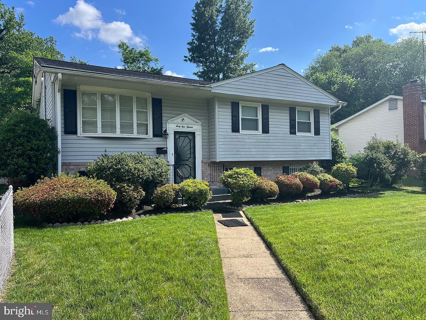 6913 Canyon Dr, Capitol Heights, MD 20743 | MLS #MDPG2184158 | Zillow