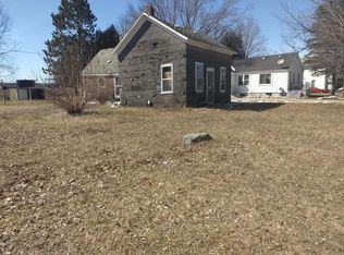 402 W 10th St, Evart, MI 49631