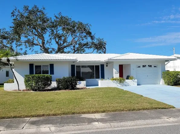 9608 41st St N #2, Pinellas Park, FL 33782