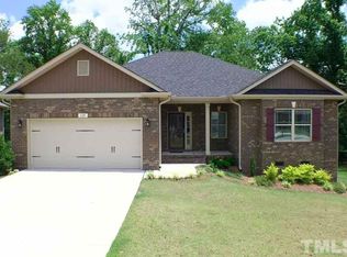 125 Colonade Ct, Benson, NC 27504