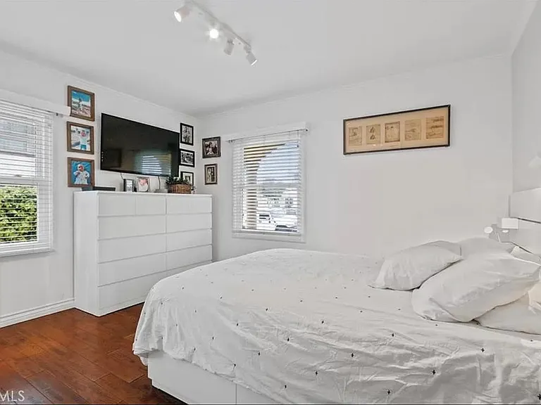 3706 S Meyler St — Photo 4