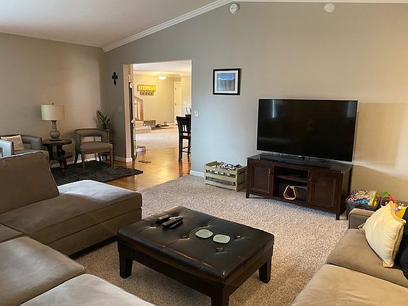 5th image of 13242 Windygate Ln
