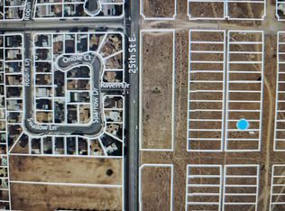 E Vac 26th Ste Vic Avenue St #R-10, Palmdale, CA 93550