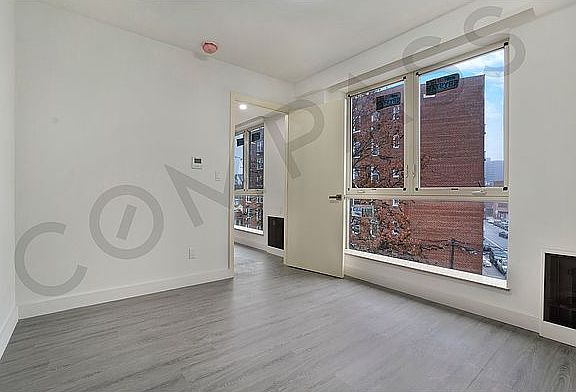 3rd image of 51-44 Goldsmith St #3D