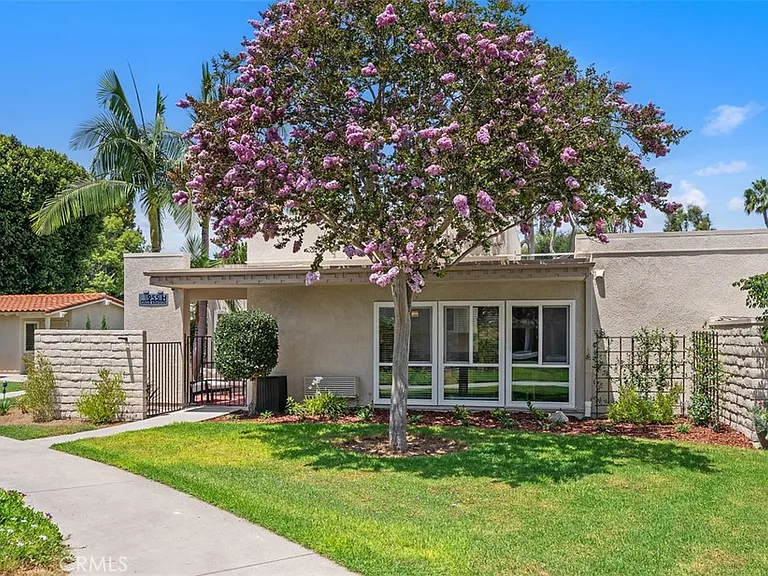 955 Calle Aragon #H — Photo 1