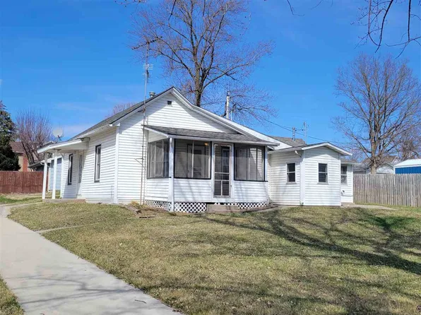 110 Grant St, Tiffin, IA 52340