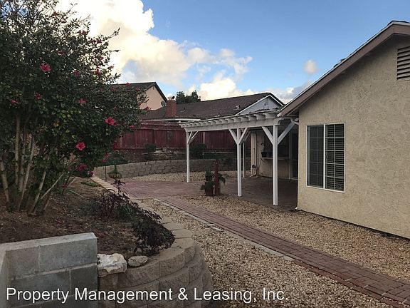 3rd image of 1436 Calle Redonda Ln