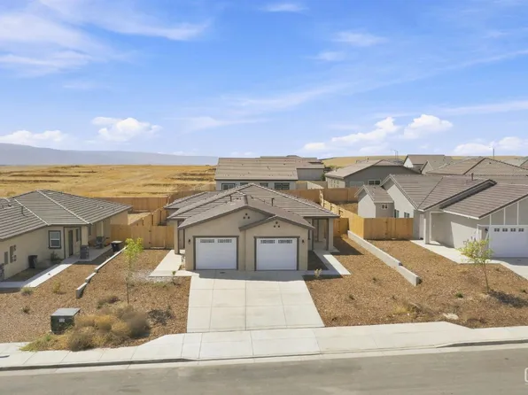 9121 Prometheus Dr, Bakersfield, CA 93306