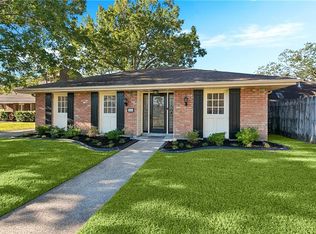 9412 Francine Dr, River Ridge, LA 70123