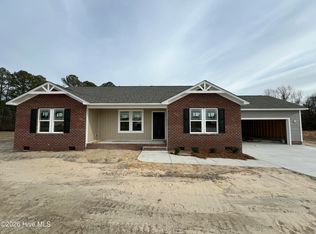 104 Grace Pond Ave, Benson, NC 27504