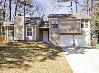 5475 Copperfield Ct, Lilburn, GA 30047