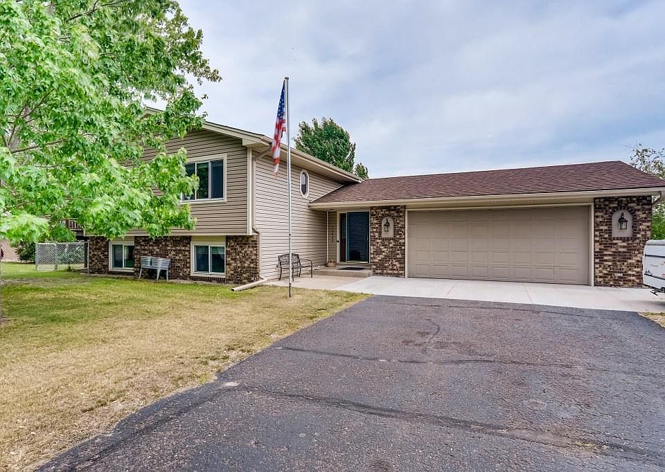 1st image of 13669 Hidden Creek Dr NW