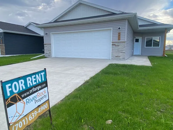 6855 67th St S, Horace, ND 58047