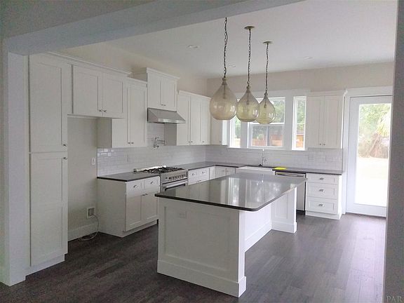 3rd image of 519 W Wright St