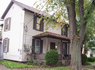 118 Thomas St, East Palestine, OH