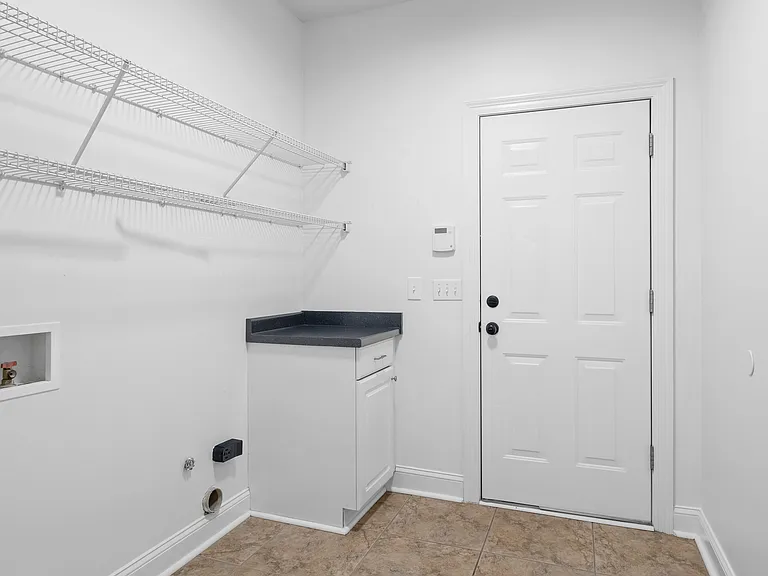 Spacious laundry room
