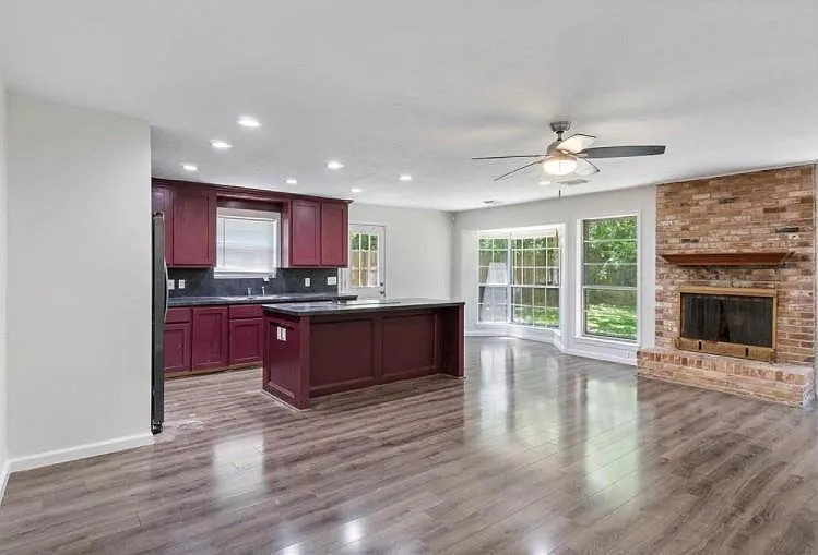 7019 Oak Bough Dr — Photo 6
