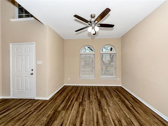 2nd image of 1004 Telluride Dr