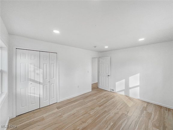 5th image of 4704 W 11th St