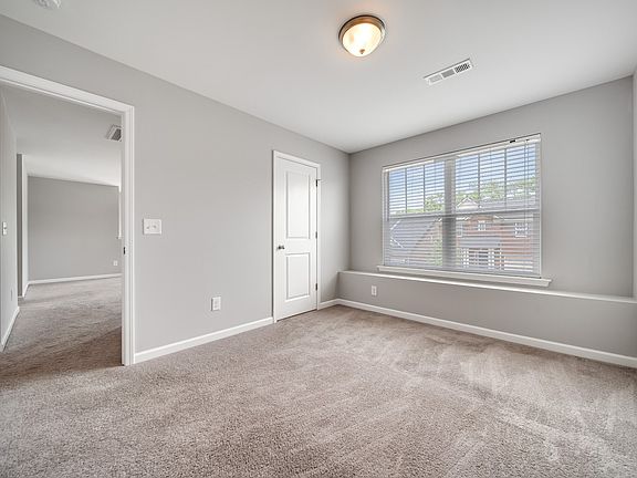 5th image of 2146 Kirkwood Dr
