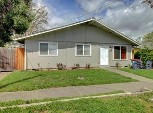 1205 Niantic St, Medford, OR 97501