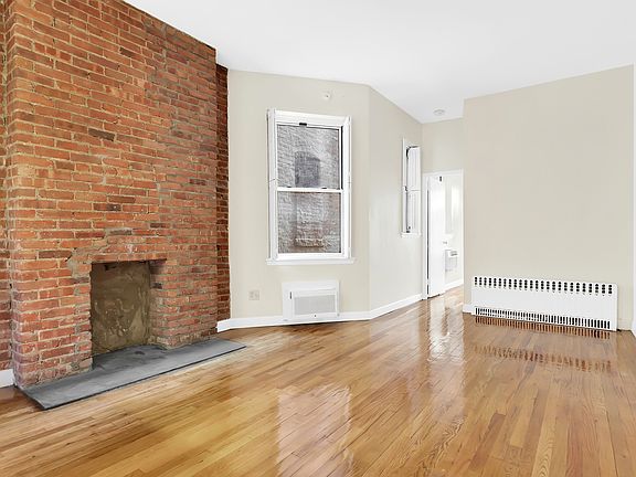 2nd image of 519 E 87th St APT 1C