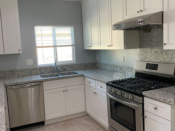 5th image of 2719 Artesia Blvd