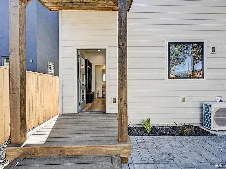 424 Pinon St — Photo 24
