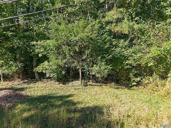 3rd image of 128 Huntington Ridge Rd