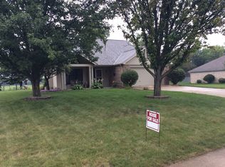 8755 Surrey Dr, Pendleton, IN 46064