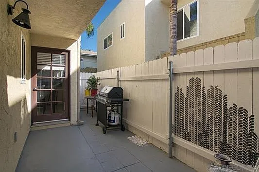 2913 A St #2 — Photo 10