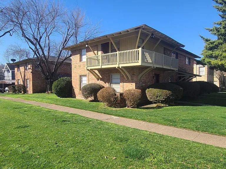 3419 Matilda St — Photo 2