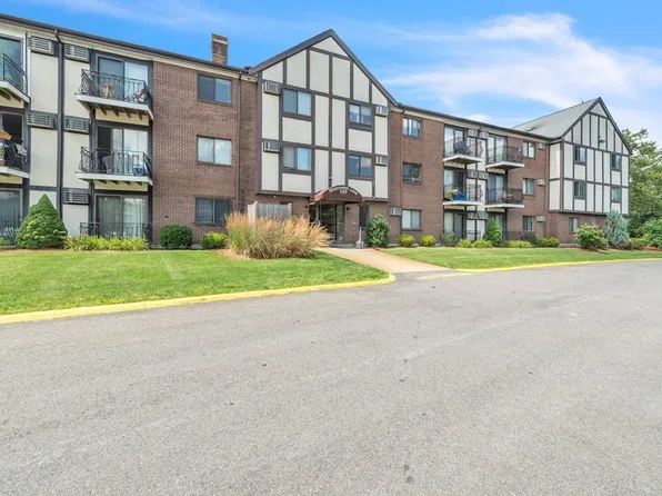 159 Bittersweet Ln APT 119, Randolph, MA 02368
