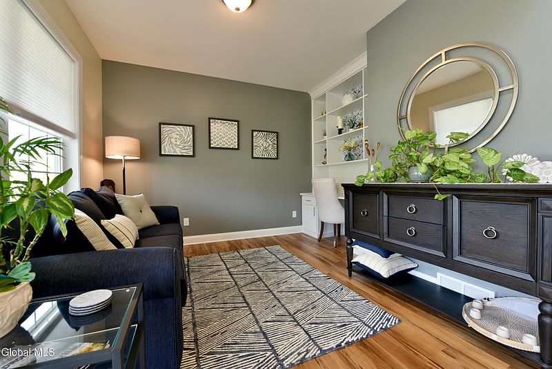 4th image of 65 Cypress Street